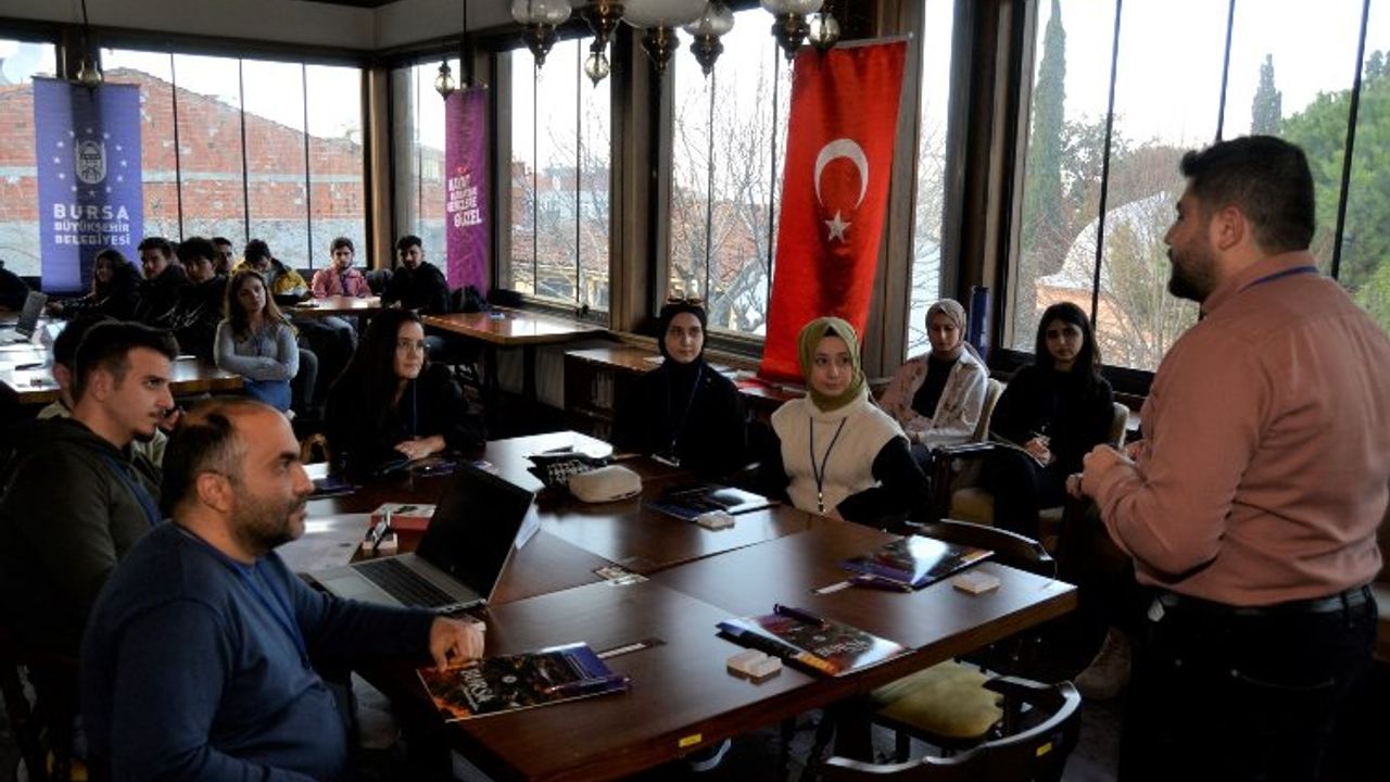 Bursa'da hayat gençlerle güzel
