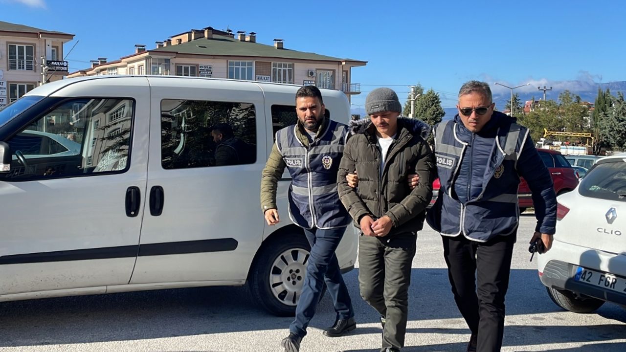 Burdur'da 24 yıl 3 ay hapis cezası bulunan firari hükümlü yakalandı