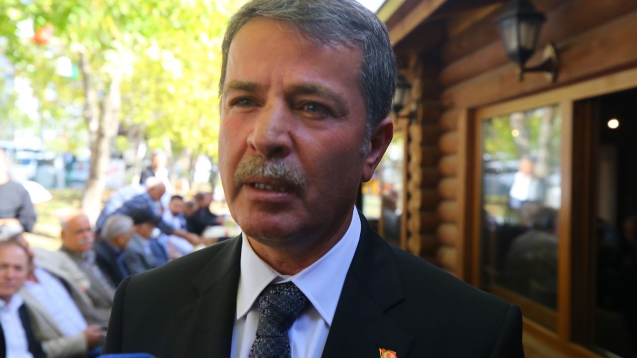 Kahramanmaraş'ta belde belediye başkanlarının hizmetleri kitaplaştırıldı