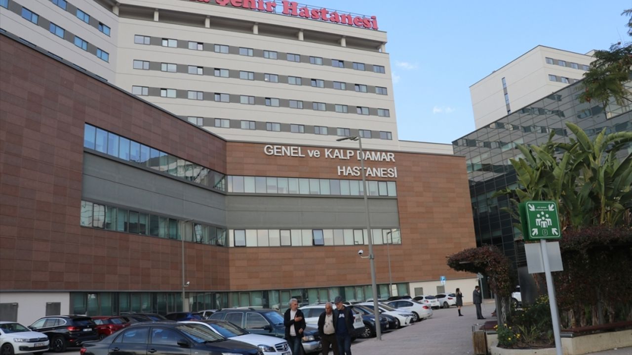 6 ŞUBAT DEPREMLERİNİN BİRİNCİ YILI - Adana ve Mersin'deki şehir hastaneleri, 13 bin 741 afetzedeye tedavi imkanı sundu