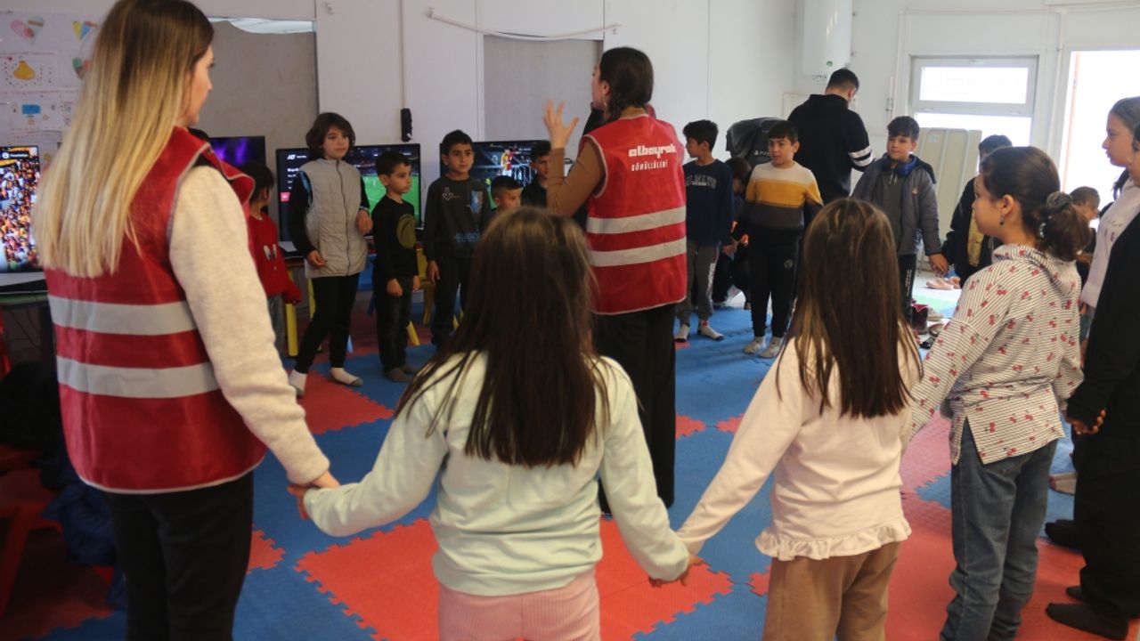 Albayrak Grubundan Hatay'daki depremzede çocuklara psiko-sosyal destek
