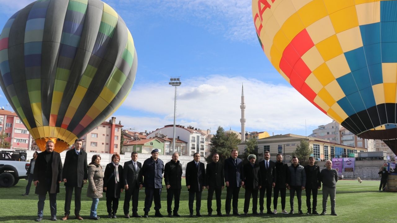 Burdur'da turizmi geliştirmek amacıyla sıcak hava balonu tanıtımı yapıldı