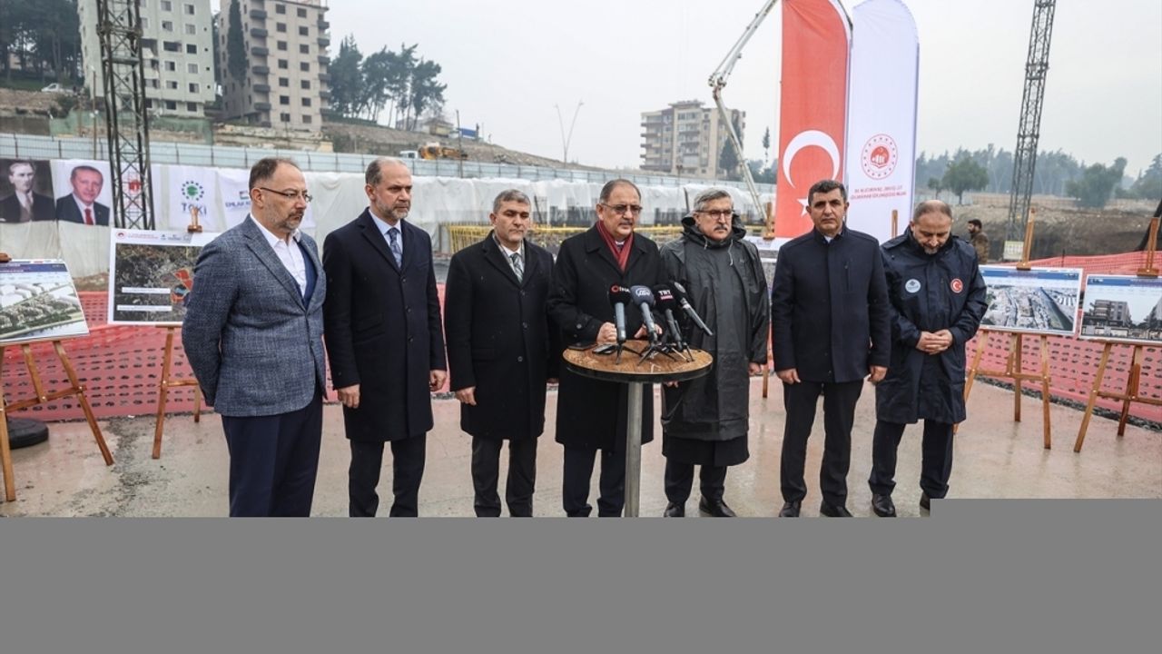 Çevre, Şehircilik ve İklim Değişikliği Bakanı Özhaseki'den, Hatay'da ziyaretler