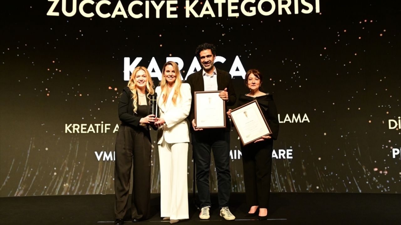 Karaca, "The ONE Awards"ta yılın en itibarlısı seçildi
