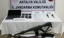 Antalya'da tefecilik ve yağma operasyonunda yakalanan 4 zanlı tutuklandı