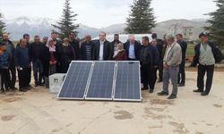 Tufanbeyli'de 33 besiciye güneş enerjisi paneli dağıtıldı