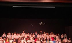 Şehit İlhan Varank Ortaokulu'ndan İngilizce müzikal