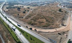 Manisa'da Muradiye OSB kavşağındaki trafiğe neşter