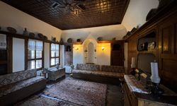 Burdur'daki tarihi Taş Oda Konağı, yöresel yemekler ile turizme kazandırılacak