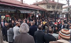 Gelecek Partisi Genel Başkanı Davutoğlu, Yalvaç'ı ziyaret etti