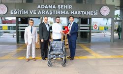 Adana'da iş insanı Şehir Hastanesine 100 tekerlekli sandalye bağışladı