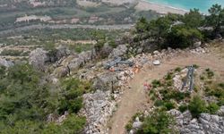 Antalya'daki teleferik kazasında havada asılı kalan 36 kabin yere indirildi