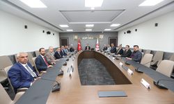 Hatay Valisi Masatlı, Büyükşehir Belediye Başkanı Öntürk'ü kabul etti
