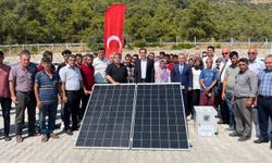 Bozyazı'da göçer hayvancılık yapanlara güneş enerjisi paneli dağıtıldı