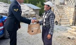 Bozyazı'da, polis ve askerlerden gazilere ziyaret