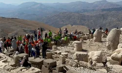 Engelliler için Nemrut Dağı zirvesinde konser