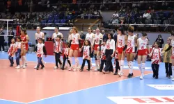 Aras Kargo, Hataylı Çocuklara Voleybol Şöleni Yaşattı