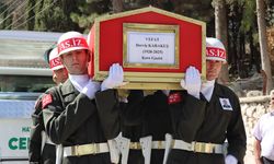 105 Yaşındaki Kore Gazisi Derviş Karakuş Toprağa Verildi!