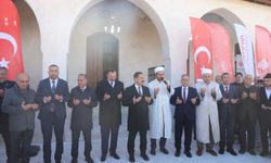 Depremde Yıkılan Tarihi Fatikli Cami Yeniden İbadete Açıldı
