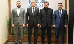 AK Parti Heyetinden Belediye Başkanı İbrahim Naci Yapar’a Ziyaret