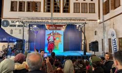 Antakya’da Ramazan Coşkusu: Hacivat ve Karagöz Çocuklarla Buluştu