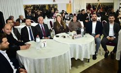 Elif ve Ali’nin Nişanına AK Parti’den Yoğun Katılım