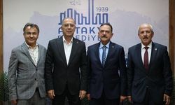 Eski Başkan Aksoy’dan Dörtyol Belediyesi’ne Ziyaret