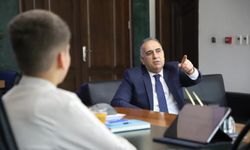 Minik Başkan Haris Koltuğu Devraldı