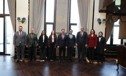 Vali Masatlı, “GENÇ MİXX” Yarışması Birincisi Öğrencileri Makamında Kabul Etti