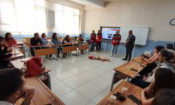 Öğretmenlere İlk Yardım Eğitimi Verildi