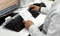 Sağlık Bakanlığı’ndan İlaç Raporu Uyarısı!