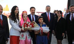 Başkan Öntürk, 23 Nisan’ı Çocuklarla Kutladı