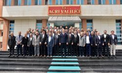 Yayladağılılardan Ağrı’ya Vali Ziyareti