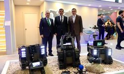 Mustafa Erdoğan’dan Savunma Sanayi Fuarı’nda Mehmet Dönmez’in Standına Ziyaret
