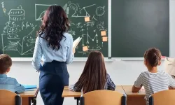 MEB Başöğretmenlik ve Uzman Öğretmen Başvuru Kılavuzunu Duyurdu