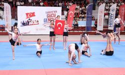 Hatay’da 19 Mayıs Coşkusu Salona Sığmadı
