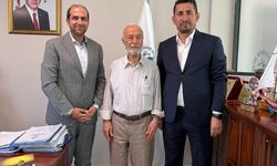 Dr. İbrahim Ertan Yülek'ten Samimi Sohbet ve Kitap Hediyesi