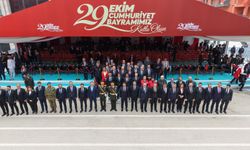 Cumhuriyet’in 103. Yılı Atatürk Caddesi’nde Coşkuyla Kutlandı!