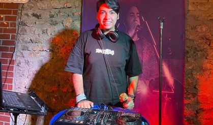 DJ C. Duhan Kart'tan genç işi performans