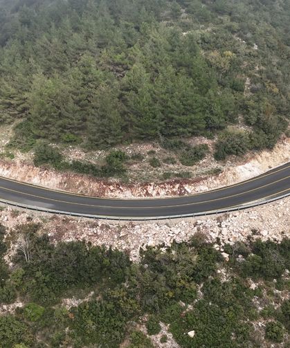 HBB 20 YILLIK YOL SORUNUNU ÇÖZDÜ İSKENDERUN BELEN ARASINDAKİ 6,5 KM’LİK YOL ASFALTLANDI