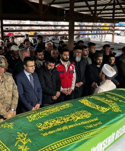 Boğulan İki Kardeş Gözyaşlarıyla Defnedildi