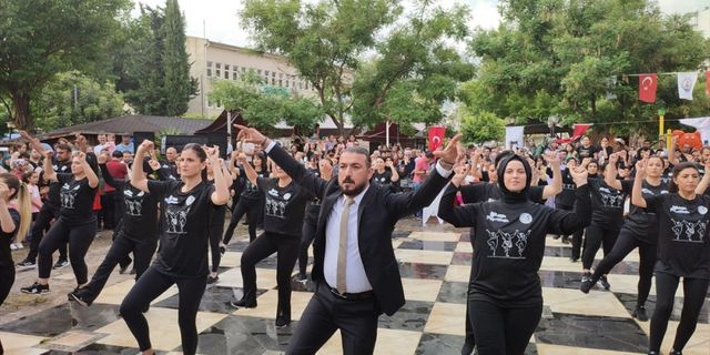 Adana'da "Hayat Boyu Öğrenme Haftası" etkinliği düzenlendi