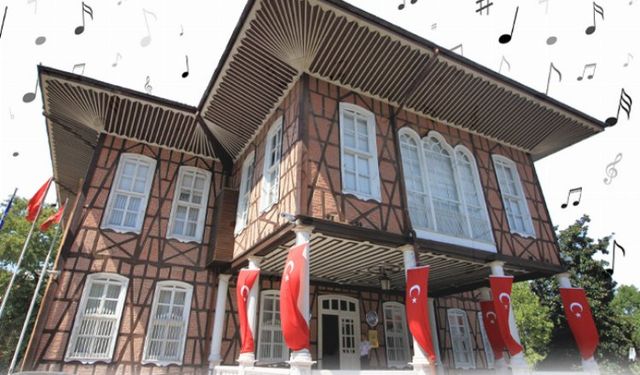 Bursa'da sahne yeniden 'Şehir Korosu'nun