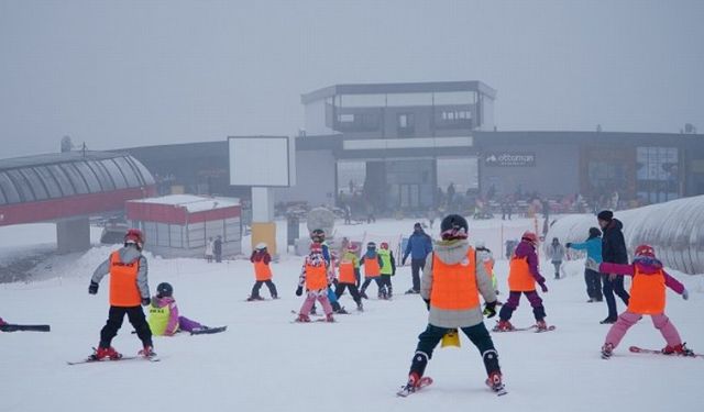 Erciyes Kayak Okulu'nda eğitimler tam gaz
