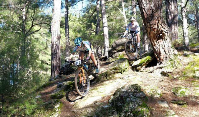 Alanya'daki Uluslararası Kızılalan Dağ Bisikleti Yarışları sona erdi
