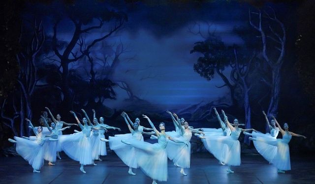 Antalya Devlet Opera ve Balesi martta 13 temsil sahneleyecek