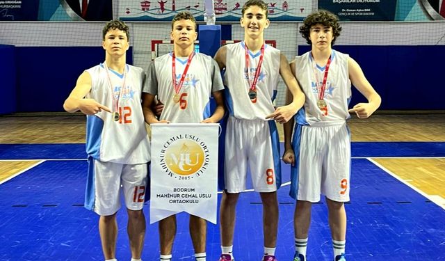 Bodrum Mahinur Cemal Uslu Ortaokulu 3x3 basketbol bölge şampiyonu oldu