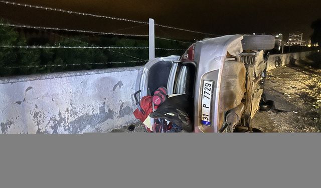 Hatay'daki trafik kazasında 1'i ağır 2 kişi yaralandı