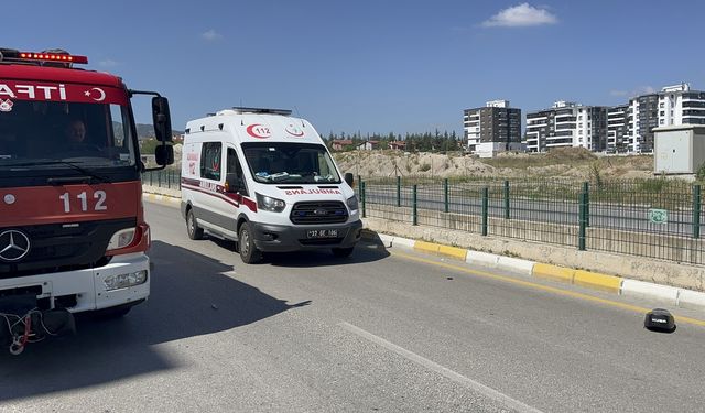 Isparta'da devrilen motosikletten düşen sürücü ağır yaralandı