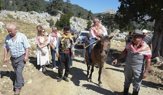 Kemer'de 13. Çukuryayla Yörük Şenliği düzenlendi